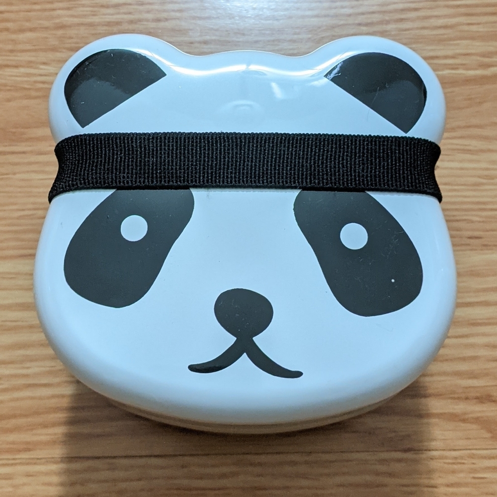 Panda face two tiered bento box